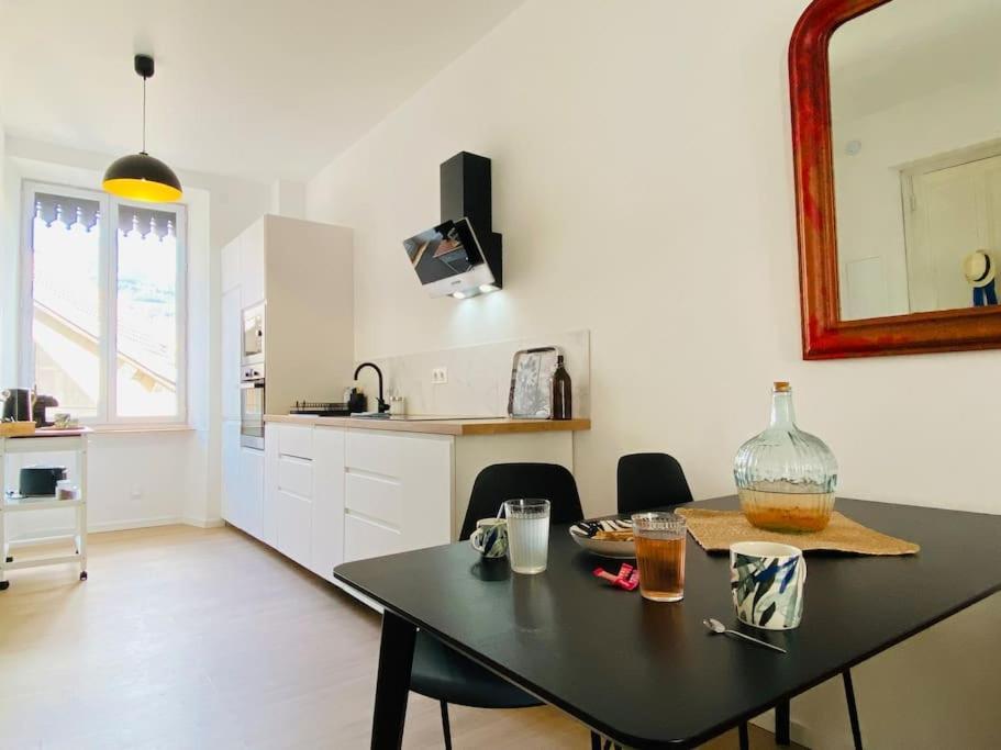 Le Condorcet. Charme Et Confort A Championnet Grenoble Kültér fotó
