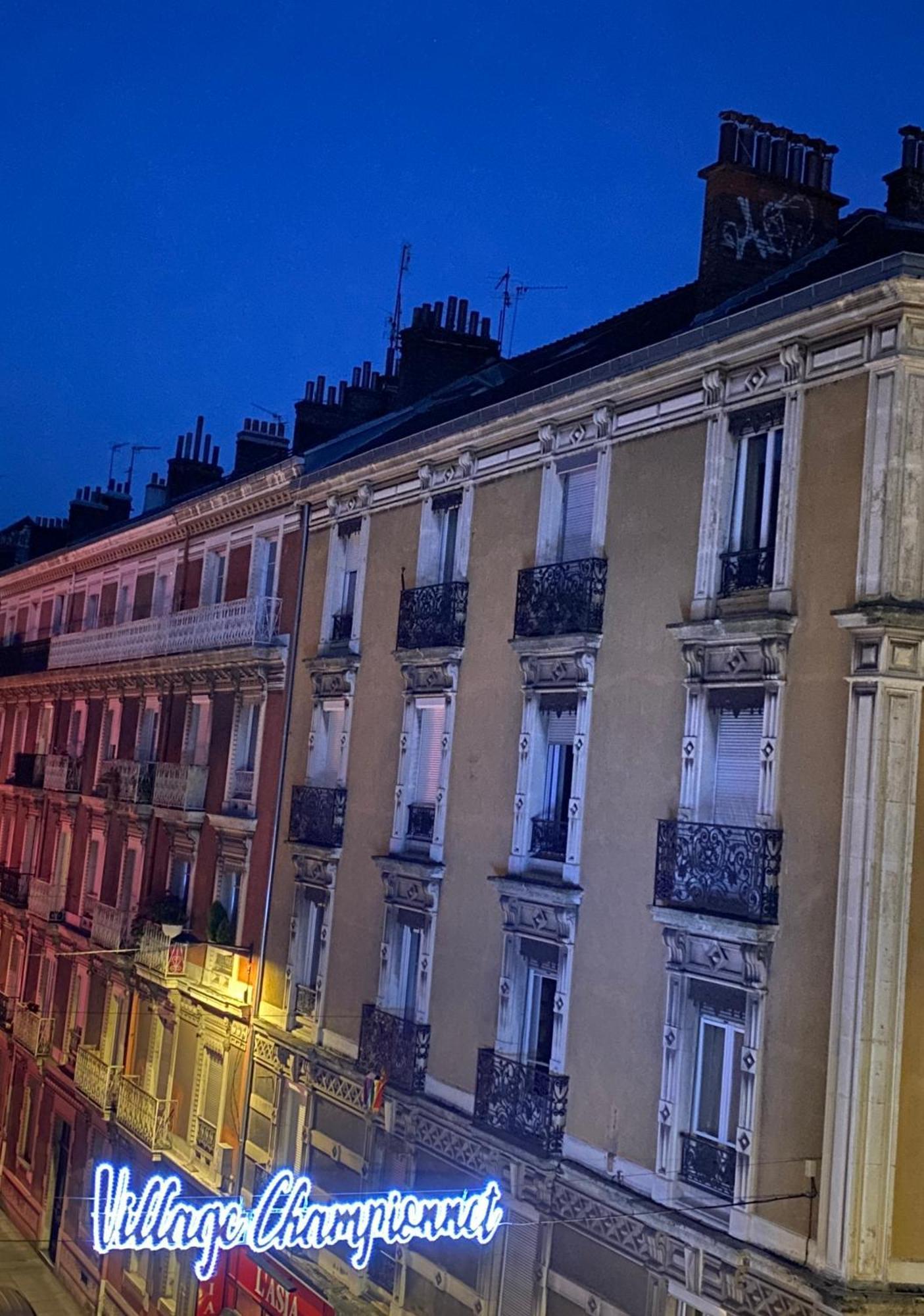 Le Condorcet. Charme Et Confort A Championnet Grenoble Kültér fotó